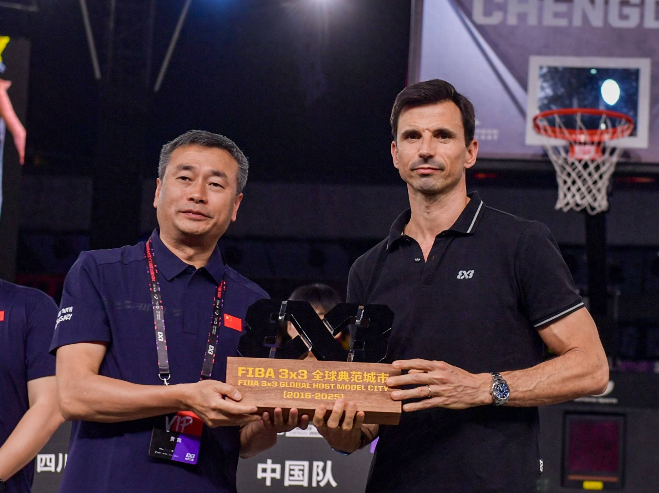 乐竞体育平台-关于FIBA三篮官方晒精彩瞬间：这里是禁飞区，吴星锐献上空中封盖的信息