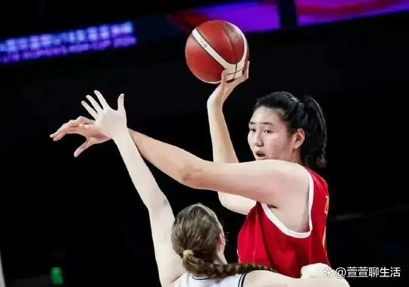 乐竞体育平台-关于组图：中国女篮备战波黑宫鲁鸣给张子宇开小灶的信息