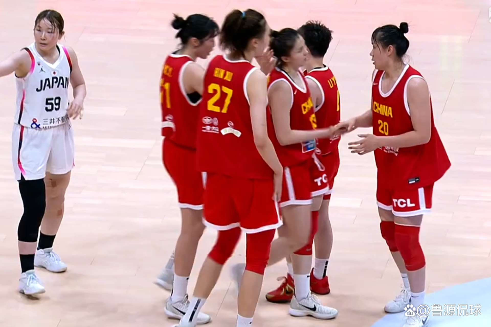 包含中国篮球之队：中国女篮已启程前往合肥备战中日二番战的词条