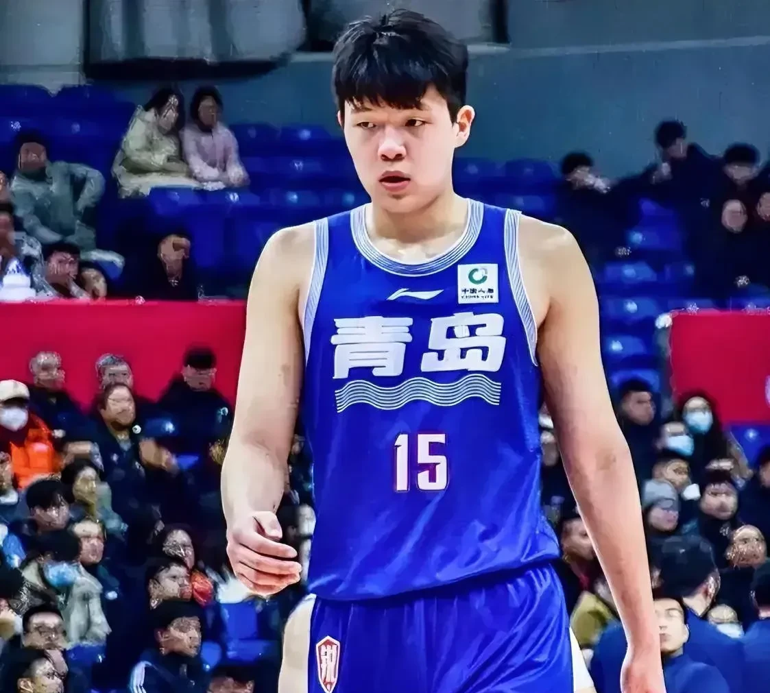 王睿泽30分杨瀚森29+10+7青岛击败深圳