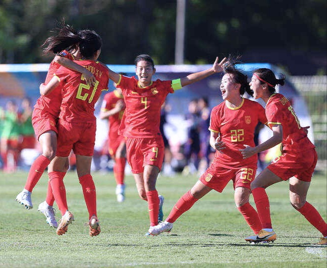 包含中国女足取胜澳大利亚，实现小组第一的词条